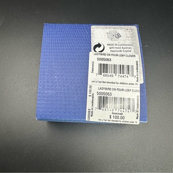 Swarovski Ladybird on Four-Leaf Clover Figurine – Retired 2016 – With Box - Picture 15 of 15